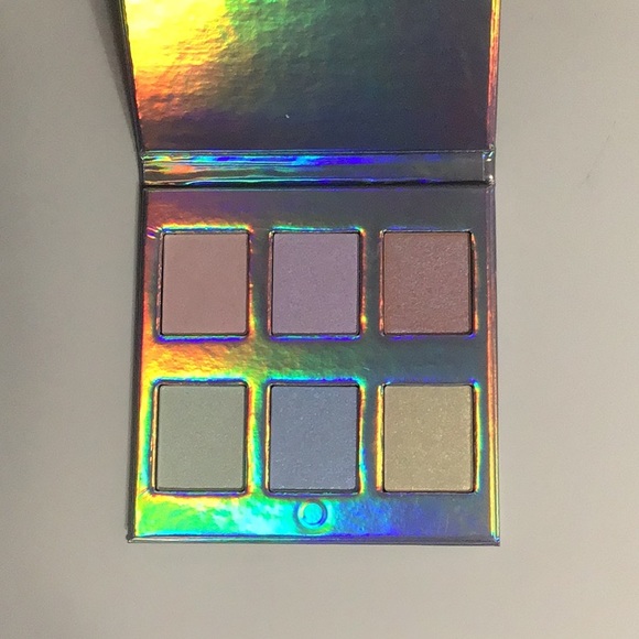 Naked cosmetics highlighting palette - Picture 2 of 2